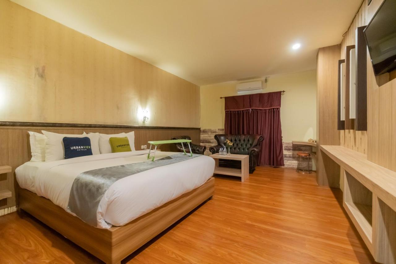 Urbanview Hotel Best Skip Palembang Ngoại thất bức ảnh