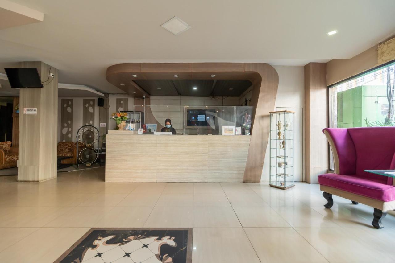 Urbanview Hotel Best Skip Palembang Ngoại thất bức ảnh