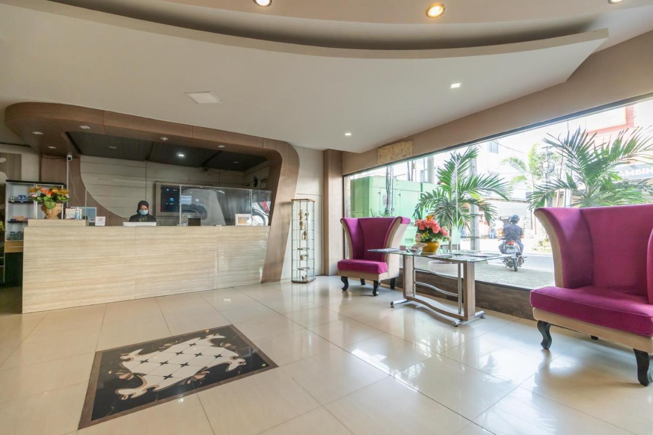 Urbanview Hotel Best Skip Palembang Ngoại thất bức ảnh