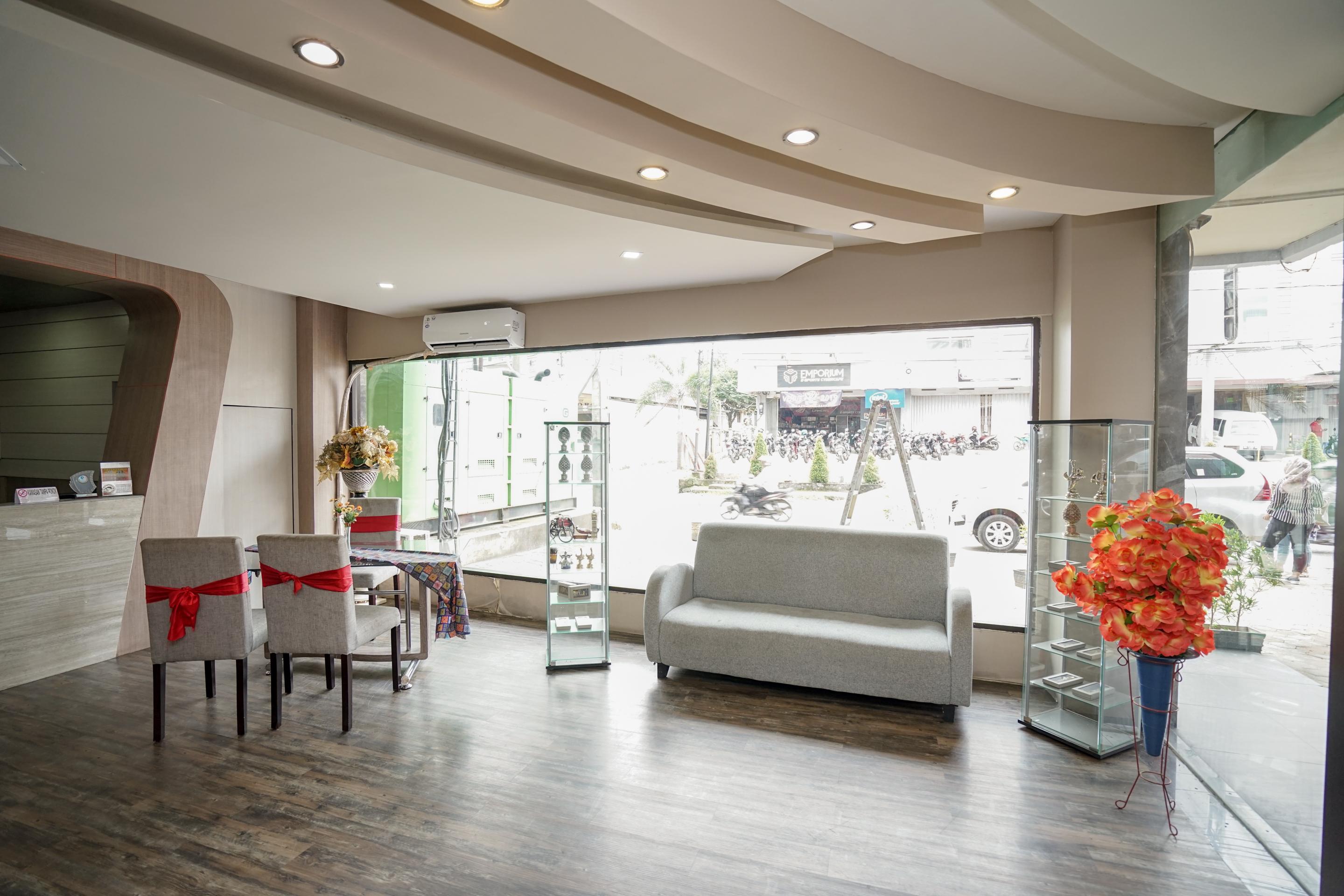 Urbanview Hotel Best Skip Palembang Ngoại thất bức ảnh